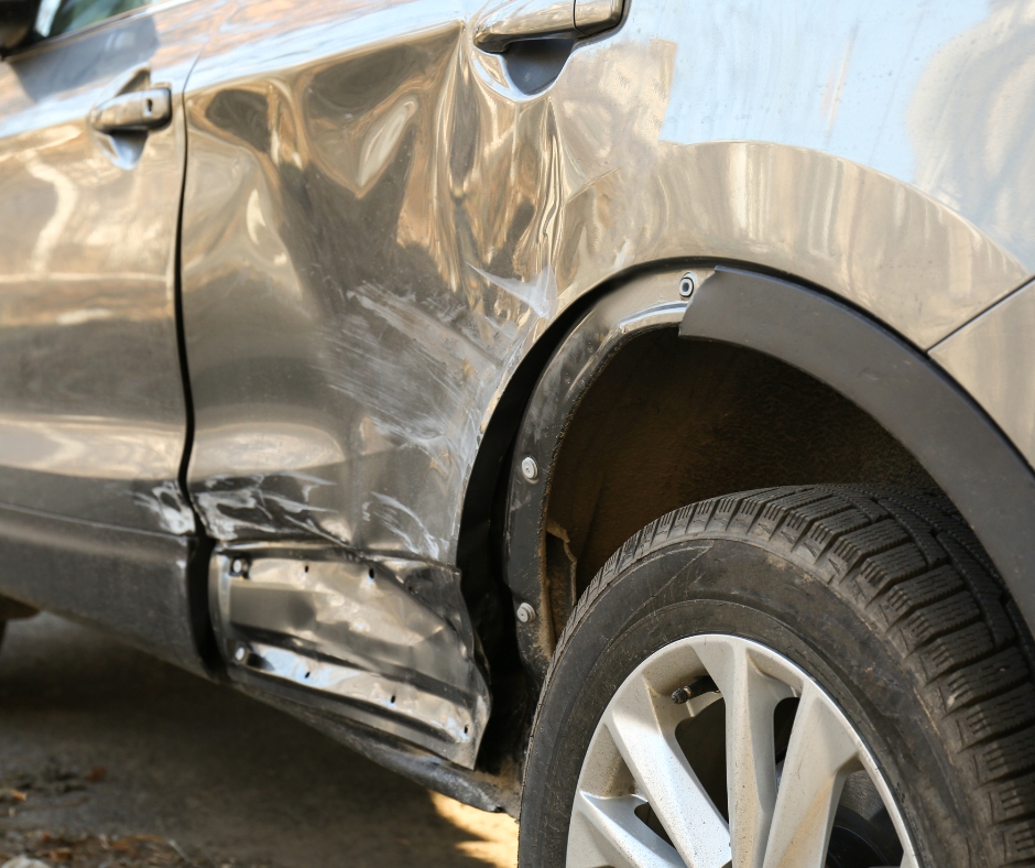 Auto ingedeukt Capelle aan den IJssel